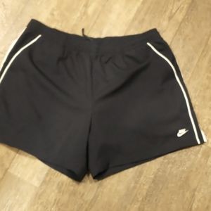 Nike shorts only worn a few times